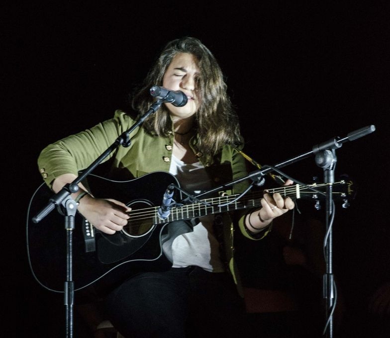 Rosana Martín gana el concurso de talentos ''Me Gustas Tú'' 2015