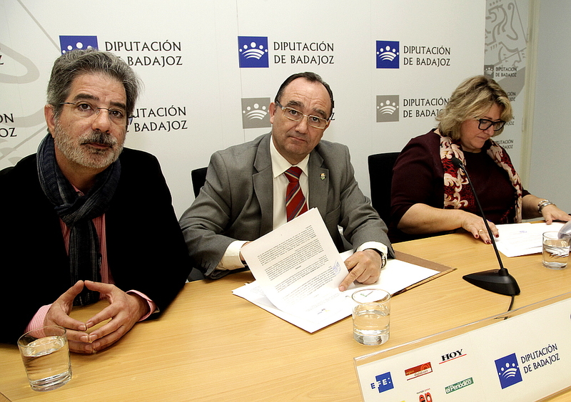 La Diputación y el Colegio de Abogados firman un convenio de intermediación hipotecarias