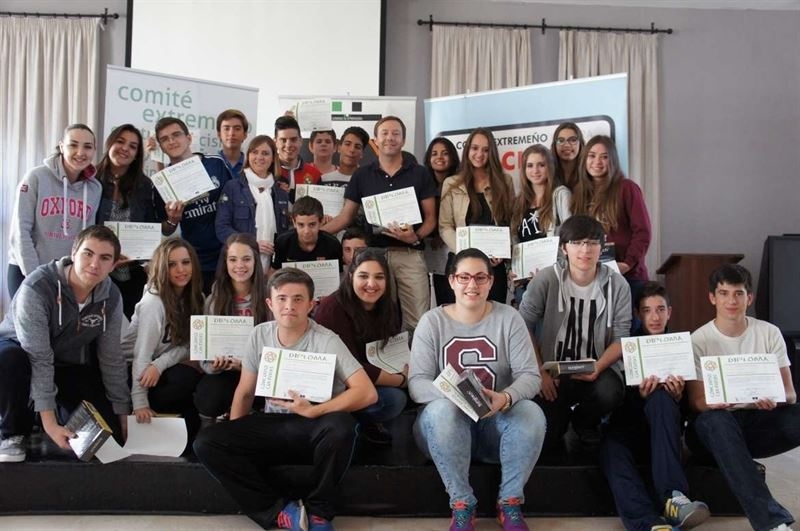 Los alumnos del IES '''Colonos'' de Gévora ganan el III Concurso Culturas de Extremadura