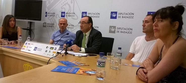 Valentín Cortés: ''No entra en mis cálculos entrar en el gobierno de Fernández Vara''