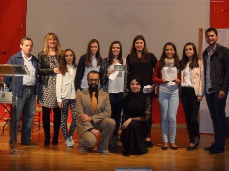 Seis chicas de la Asociación 'Barbuquejo' de Cabeza del Buey ganan el I Premio de Investigación Juvenil Isabel Gallardo