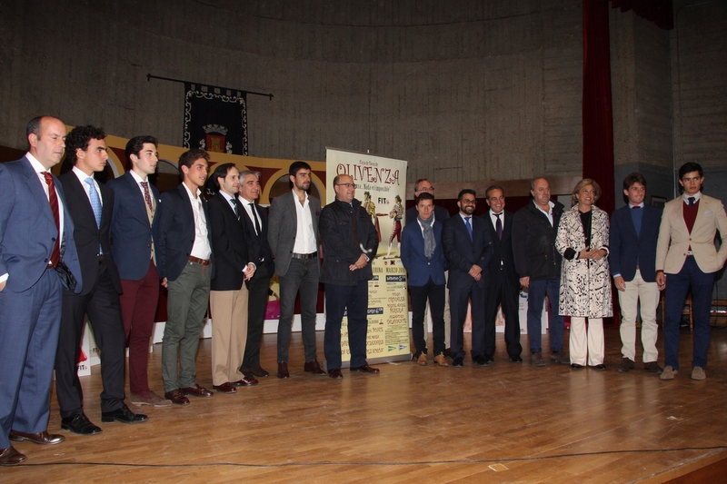 Dos alumnos de la Escuela Taurina de la Diputación de Badajoz debutarán en una novillada con picadores en Olivenza