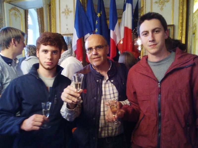 Alumnos de Villafranca de los Barros (Badajoz) participan en la European Wine Championship celebrada en Francia
