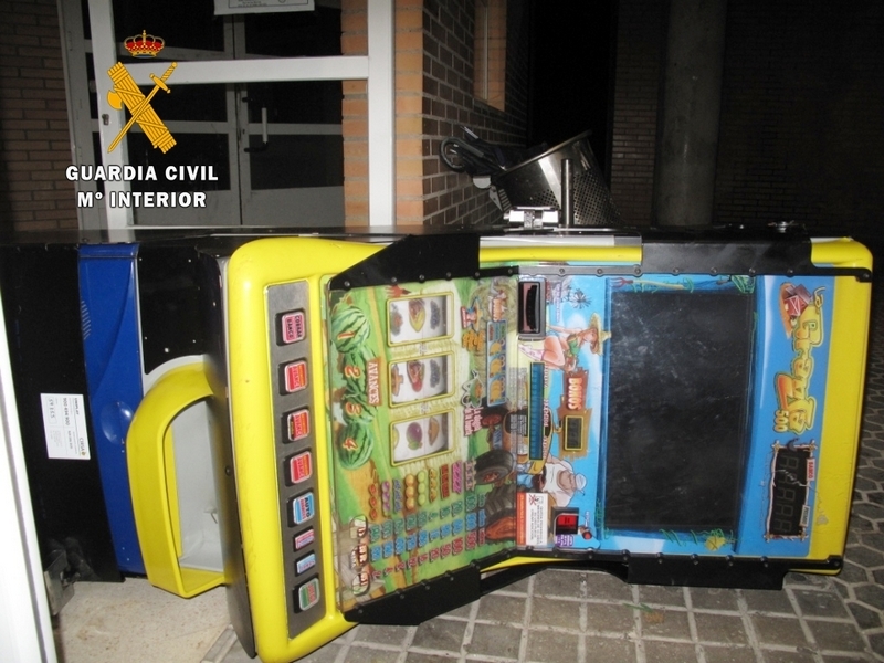 Detenido intentando robar una máquina recreativa en Villafranca de los Barros