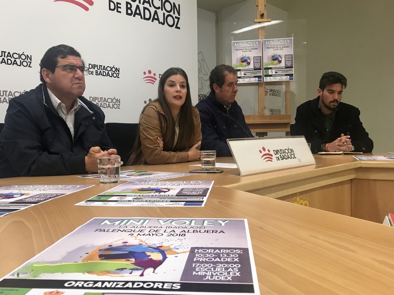 Más de 700 niños de 27 localidades extremeñas participarán en el Campeonato de Mini Voley de La Albuera