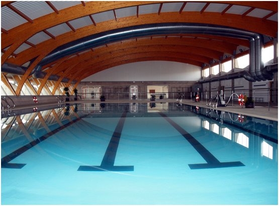 Cs Villafranca propone mantener en funcionamiento la piscina climatizada durante los meses de verano