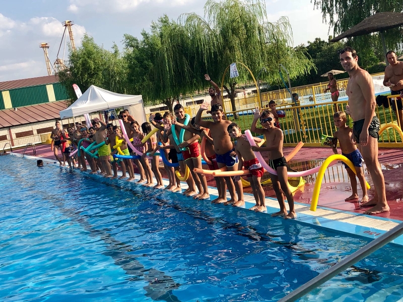 Villanueva del Fresno cierra los ''Talleres de Verano'' de la Diputación