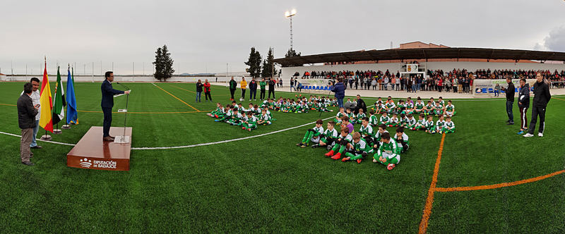 Valdivia estrena una infraestructura muy deseada: el campo de fútbol de césped artificial