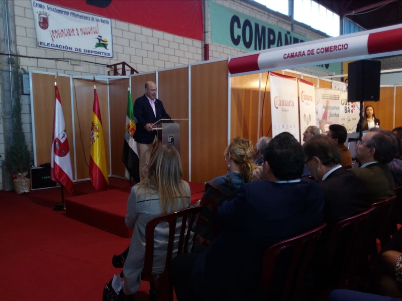 La Diputación de Badajoz está presente en la feria de muestras de Expobarros con un stand