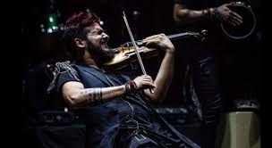 STRAD, el violinista rebelde 