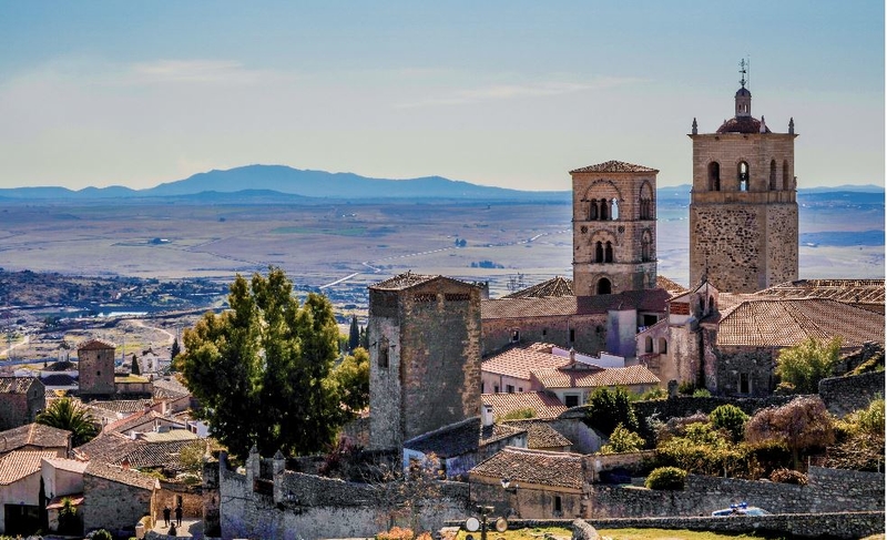 Setenil de las Bodegas, entre los diez pueblos finalistas a convertirse en Capital del Turismo Rural 2019