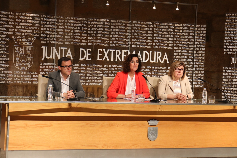 La Diputación de Badajoz aumenta su aportación para la mejora de la infraestructura eléctrica municipal