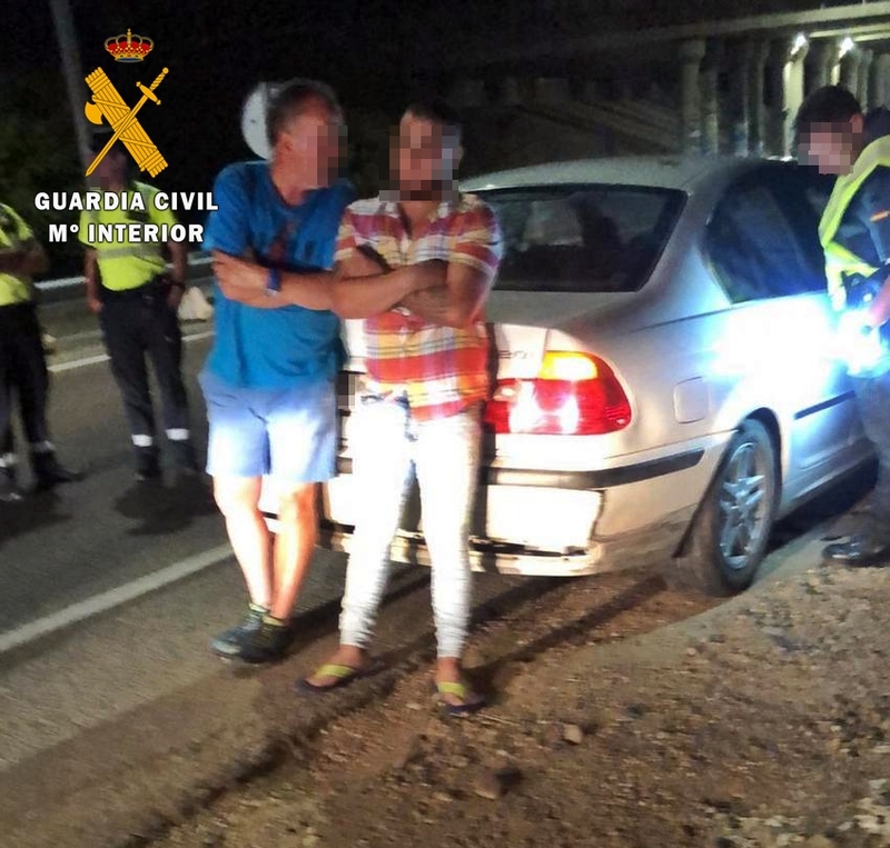 Detenidas cuatro personas por el robo con violencia mediante el método del tirón en Talavera la Real