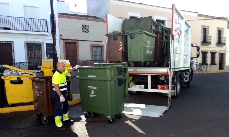 Fuente del Maestre confía en Promedio la recogida y transporte de sus residuos urbanos