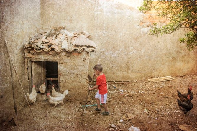 'A salvo del guarduño', de Felicidad Naveira, de Pozuelo de Zarzón, Primer Premio Fotográfico 'Señas de identidad'