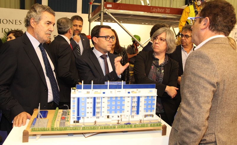 Gallardo anima al sector de la construcción a apostar por la rehabilitación de los cascos históricos