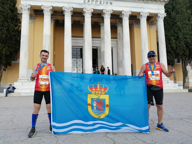Dos guadianeros han participado en el Maratón de Atenas 2019