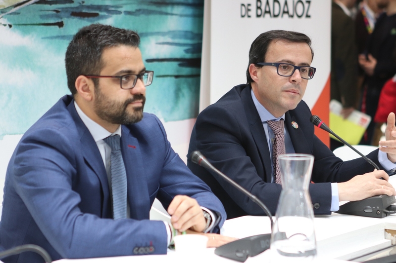 La Diputación de Badajoz empezará a desplegar en primavera una red con 165 puntos de información turística