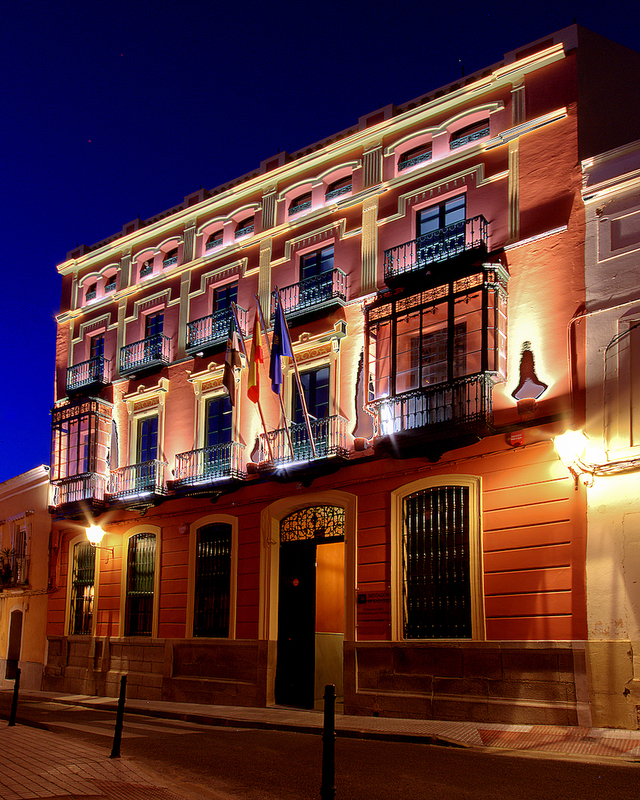 El Conservatorio ''Juan Vázquez'' y el InDiCCEx firman un convenio de colaboración