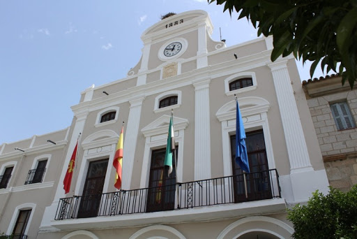 El Ayuntamiento de Mérida cierra el cementerio municipal
