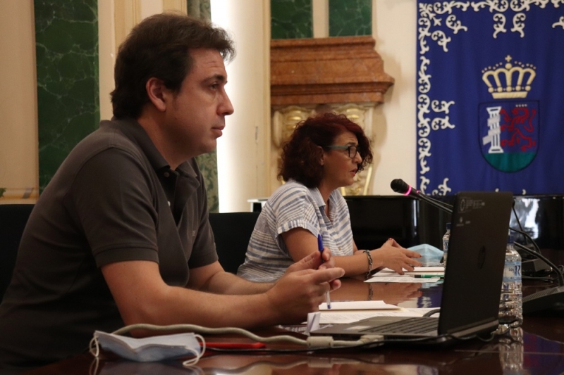 La Diputación de Badajoz celebra una reunión de reconstrucción con el sector del deporte