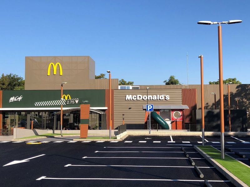 McDonalds abre su primer restaurante en Almendralejo