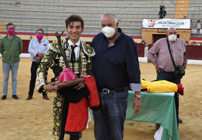 Eric Olivera, triunfador del VIII Certamen de Clases prácticas de Escuelas Taurinas de Extremadura