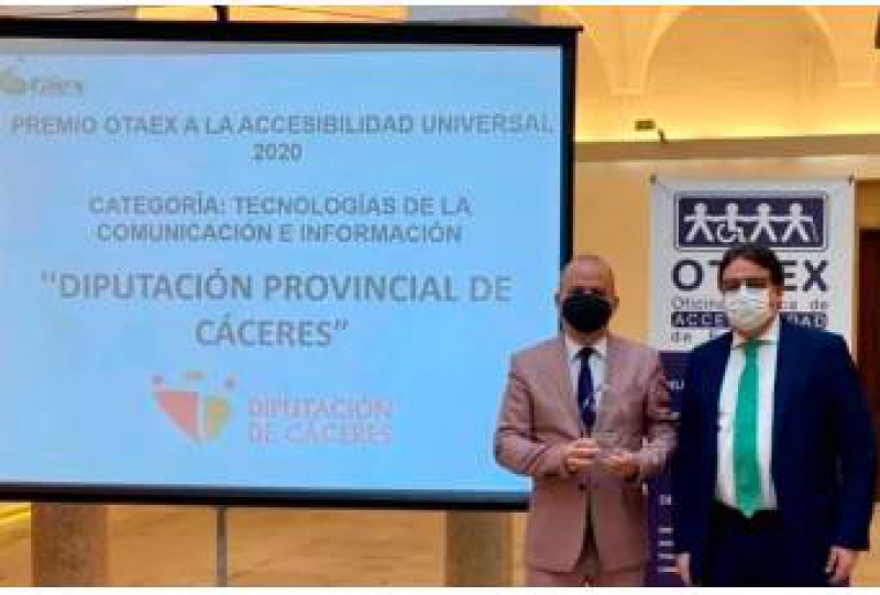 La Diputación de Cáceres recoge el Premio de accesibilidad universal de OTAEX