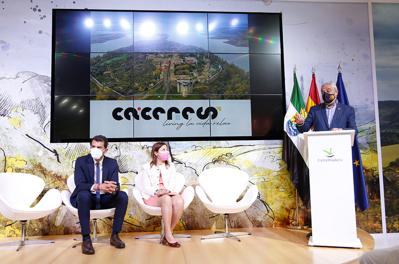 La Diputación de Cáceres presenta en FITUR la provincia como Destino Turístico Sostenible