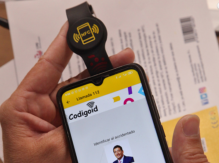 El CPEI adquiere pulseras NFC para aumentar la seguridad y la salud de los bomberos