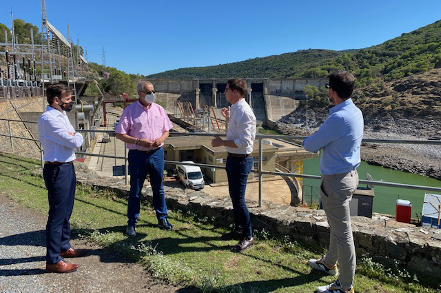 El presidente de la Diputación apoya al alcalde de Serradilla ante el estado del río Tajo en el Parque Nacional de Monfragüe