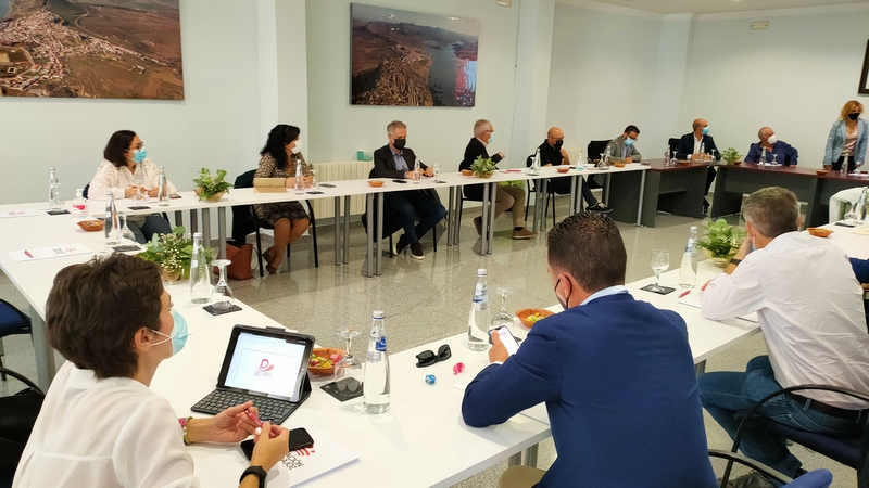 El equipo de gobierno perfila en Alange el presupuesto de la Diputación de Badajoz para el 2022
