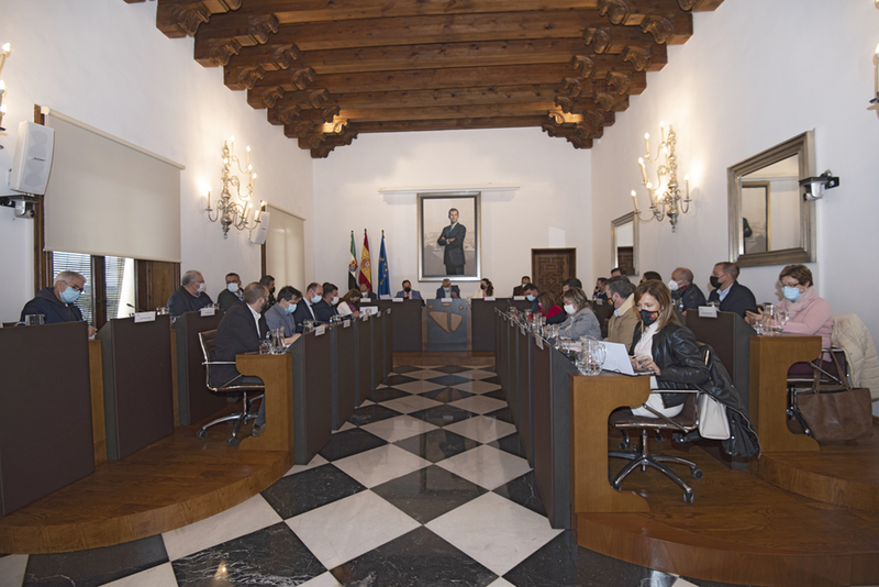 Isabel Ruiz Correyero: “De cada 100 euros del presupuesto del 2022, 67 euros están destinados a los municipios de la provincia”