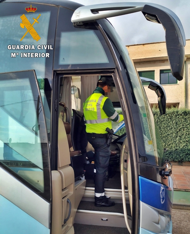 Detectan a un conductor de autobús de transporte escolar que dio positivo en drogas