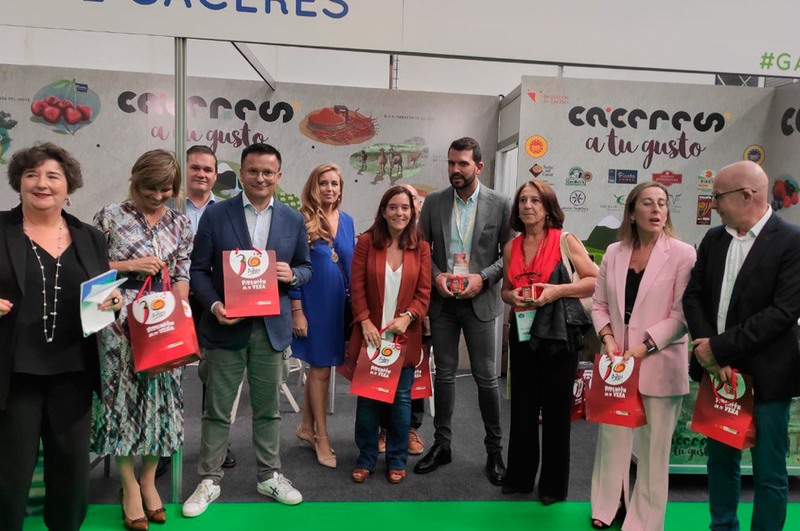 La Diputación lleva las DO e IGP de la provincia de Cáceres a la feria Galicia Forum Gastronómico