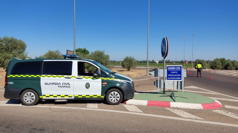 Investigan al conductor de un camión que conducía con una tasa de alcohol superior a seis veces la permitida