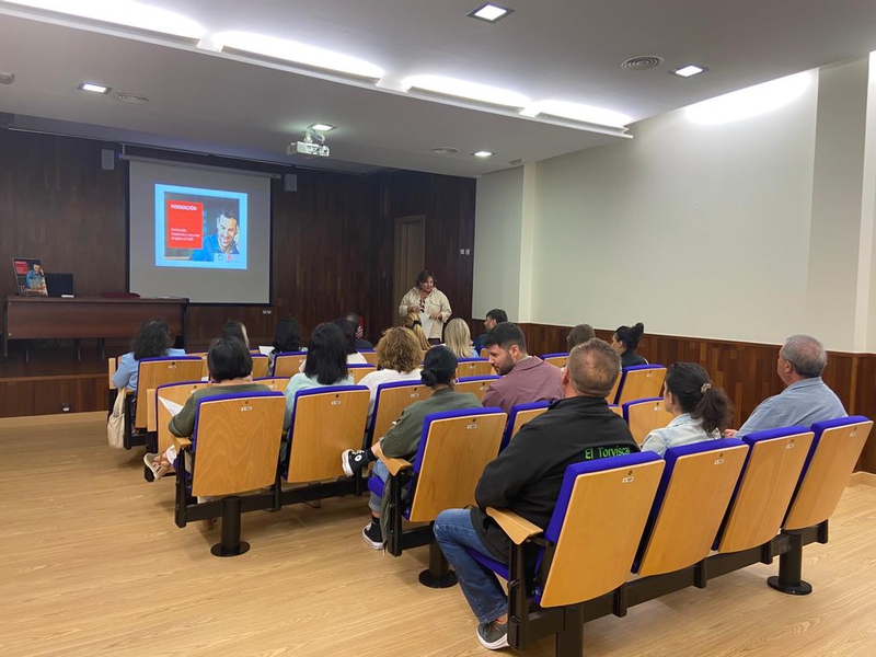 SAPIENS reanuda su actividad con talleres en Don Benito y Badajoz