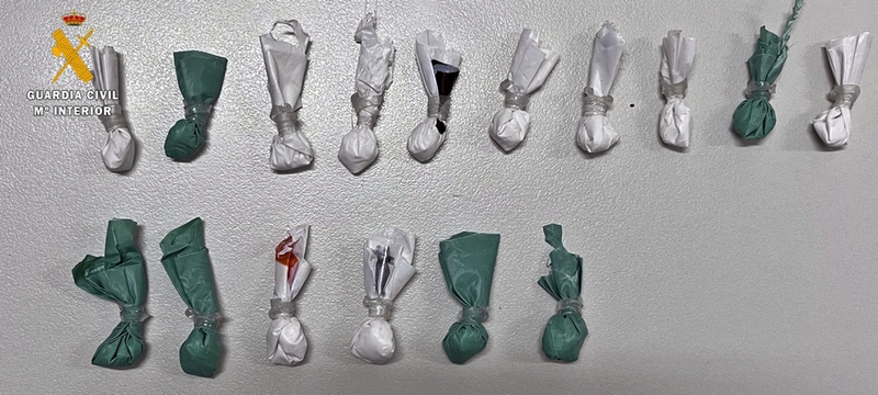La Guardia Civil detiene a un joven vecino de Zalamea de la Serena por tráfico de drogas