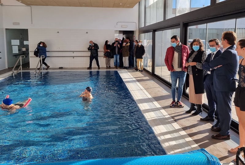 Miguel ngel Gallardo asiste a la inauguracin del centro residencial de mayores de Oliva de la Frontera tras su ampliacin