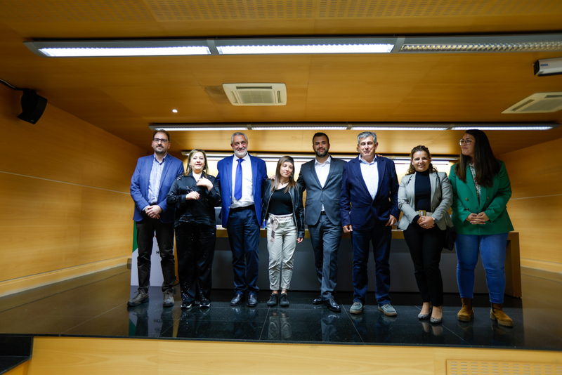 Alcaldes de la provincia debaten sobre el Municipalismo en la mesa redonda que acompaa a la exposicin Extremadura, ayer, hoy, y siempre