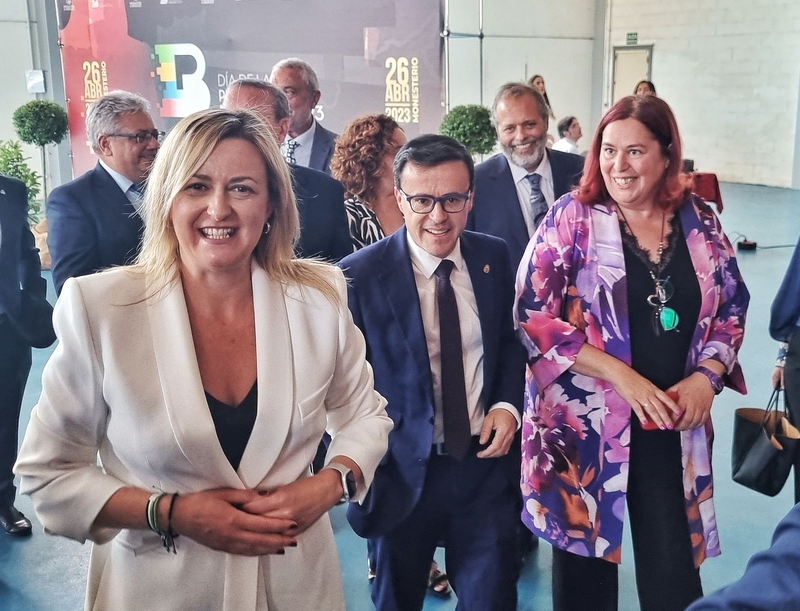 Miguel Ángel Gallardo destaca que las Medallas de Oro de la Provincia representan el esfuerzo de la región, la esperanza, la alternancia y la libertad