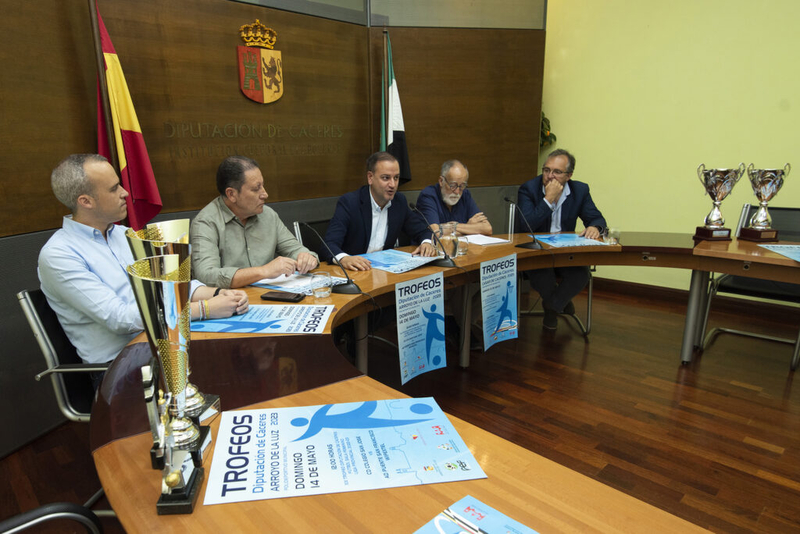 El deporte, protagonista de nuevo en la provincia cacerea con las finales de los Trofeos Diputacin de Cceres Baloncesto y Ftbol Sala