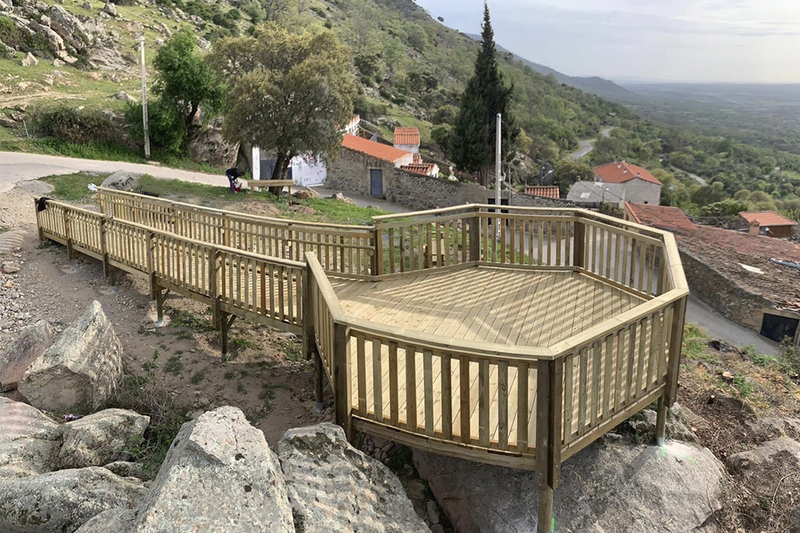 Segura de Toro presume de su mirador turístico en un lugar privilegiado por su patrimonio natural