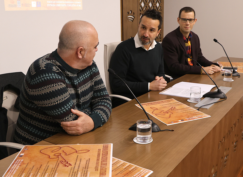 La II Semana Internacional de la Guitarra del Conservatorio Profesional Juan Vázquez programa siete conciertos y clases maestras