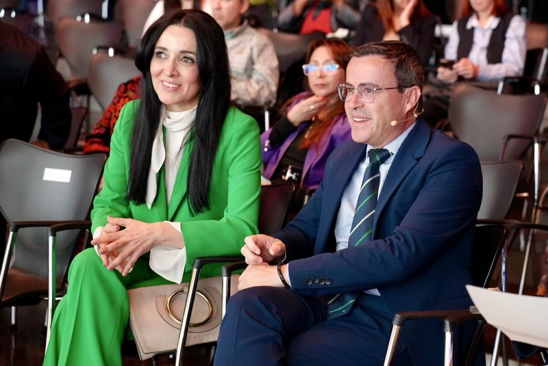 Gallardo defiende en el foro económico 'Wake Up Spain!' las mismas oportunidades para el mundo rural para tener una ''España equilibrada''