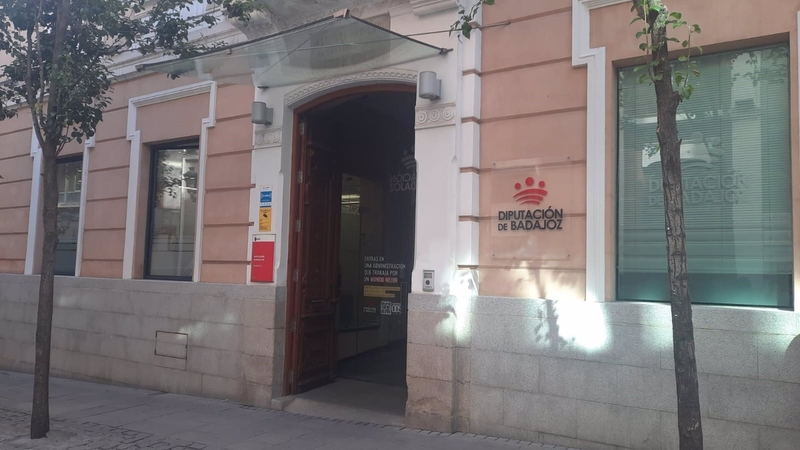 La UCO de la Guardia Civil registra la Diputación en el marco del proceso contra el hermano de Pedro Sánchez