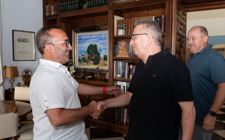 Miguel Ángel Morales se reúne con UPA-UCE para conocer de primera mano la situación del sector agroganadero en el medio rural cacereño