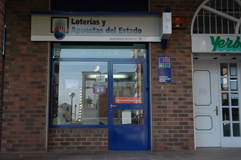 Un acertante de 'La Primitiva' gana en Herrera del Duque (Badajoz) más de 1,4 millones de euros