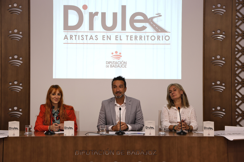  El teatro profesional vuelve al territorio pacense con los artistas de D’Rule