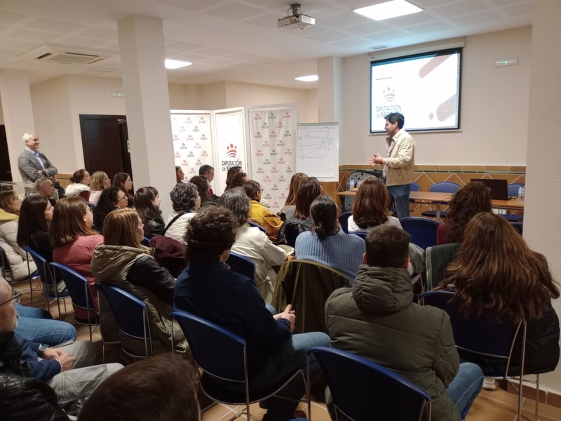 Recursos Humanos de la Diputación de Badajoz celebra una reunión de trabajo para profundizar en su modelo de gestión